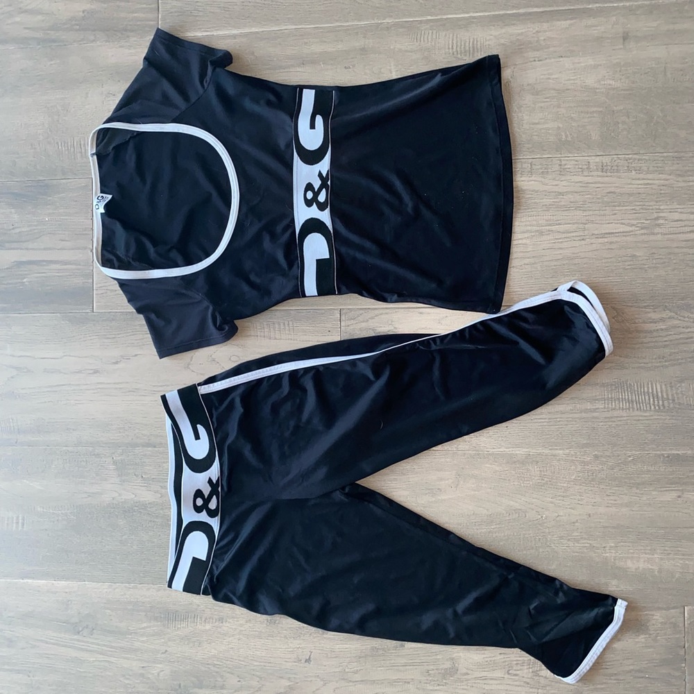 Dolce & Gabbana “D&G” T-Shirt and Leggings Set